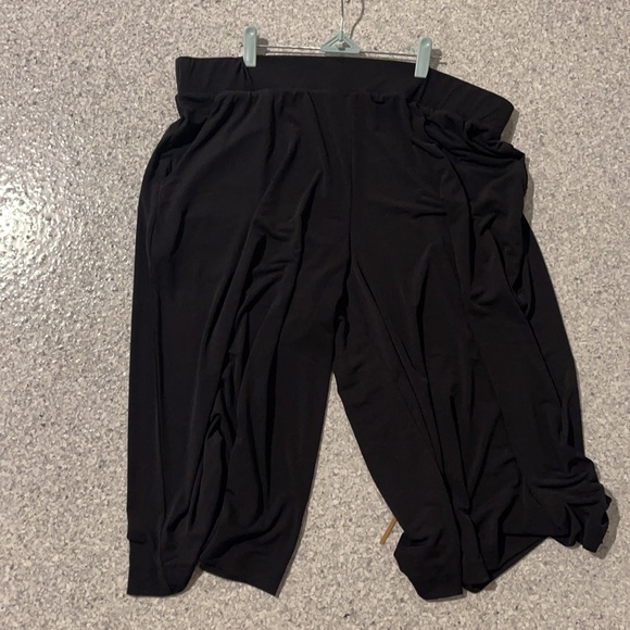 Lane Bryant Knit Kit Pull-On Wide Leg Capri 18/20W - Picture 9 of 9